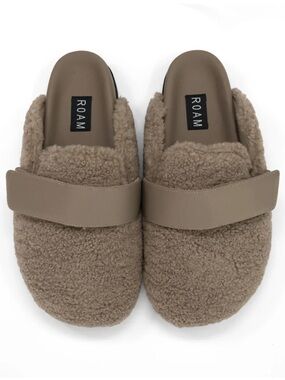 NEW ROAM Fuzzy Loafer in Oat